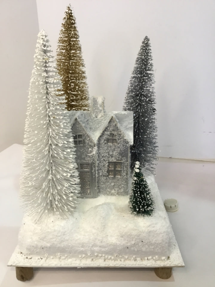 Battery Operated White/Gold Wire Snow Scene House Holiday Item