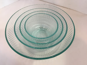 Pyrex Set of 4 Clear Glass Bowl Set