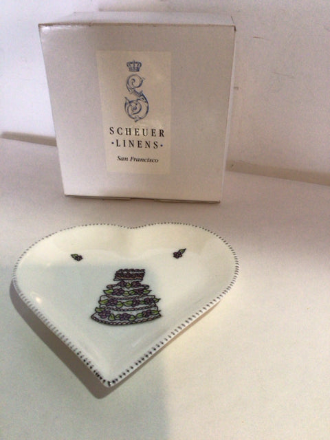 Deux Amies White Ceramic Heart Plate