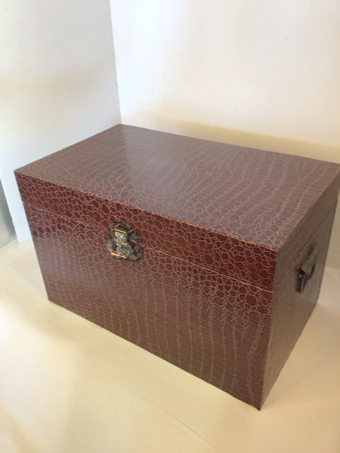 Trunk Vinyl Wine Box