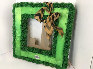 Green Leaves Square Wreath