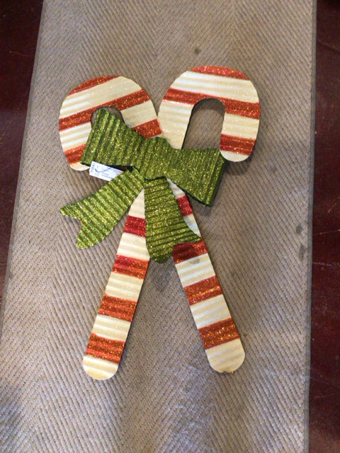 Wall Decoration Red/white Metal Candy Cane Holiday Item