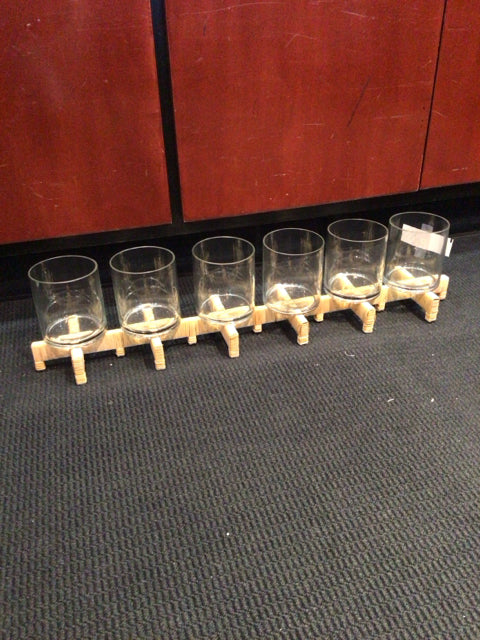 Set of 6 Clear W/Stand Glasses