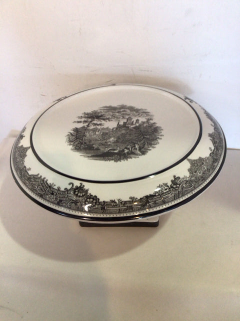 Kardun & Bogle Traditional Black/White Cake Plate/Stand