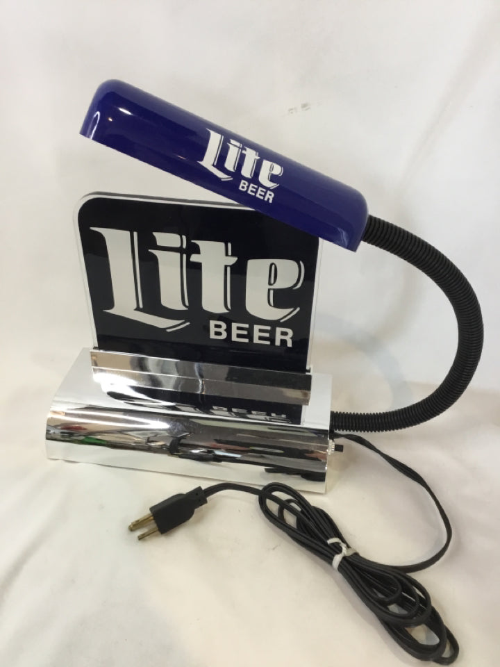 Miller Blue/White Plastic Beer Lamp