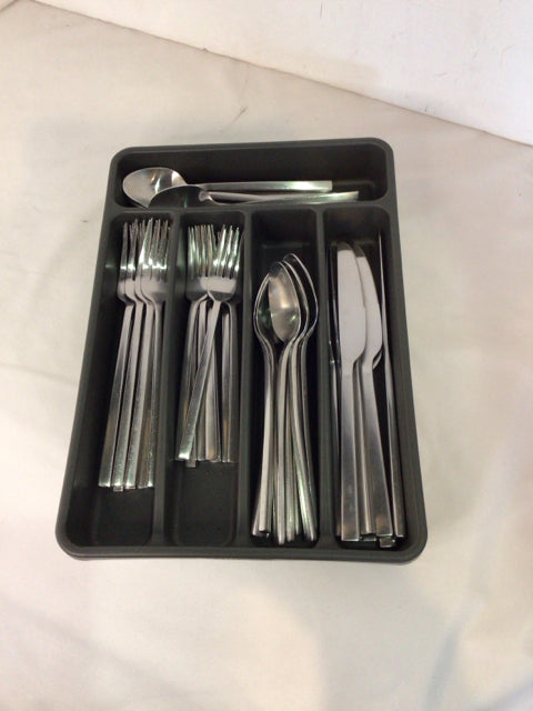 Set of 8 Silver Silverware