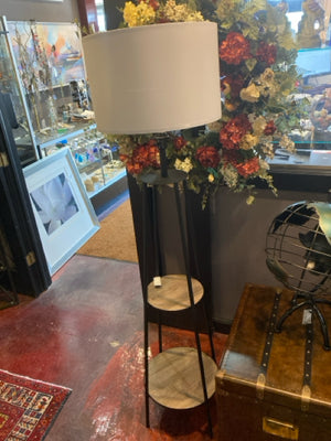 Floor Tan/Black Wood/Metal Shelves Round Lamp