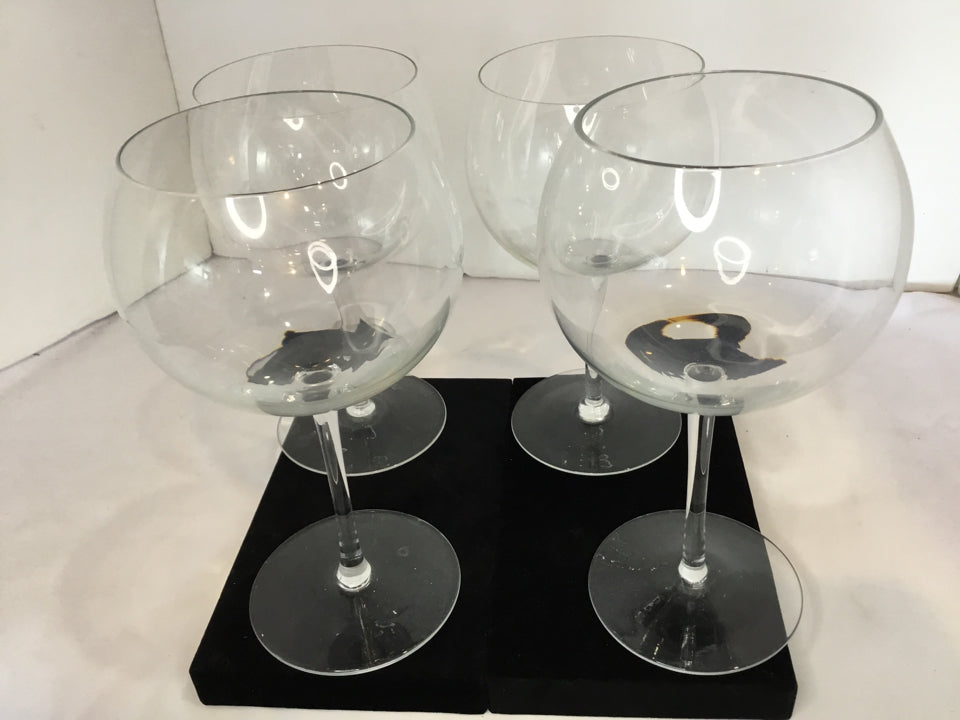 Wine Clear Set of 4 Glasses