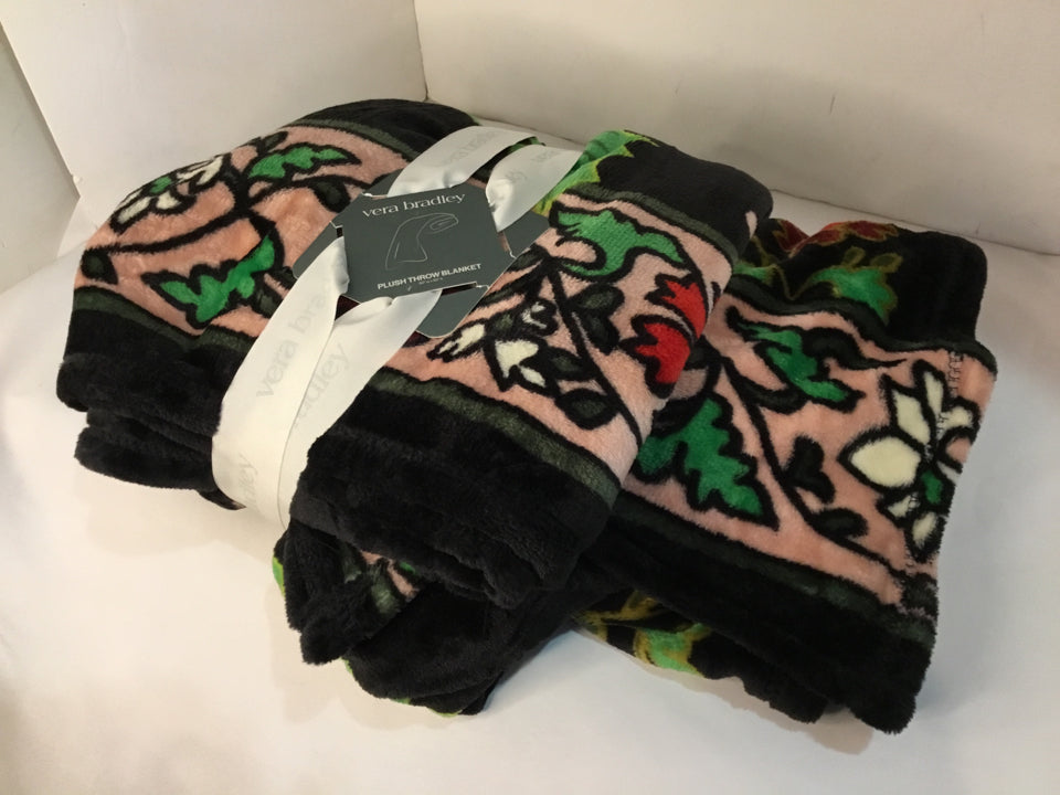 Vera Bradley Black/Pink Flowers Throw