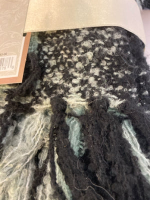 Black/Gray Cotton Throw