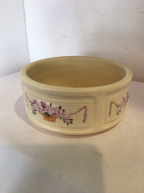 Weller Cream/Pink Pottery Flowers Bowl