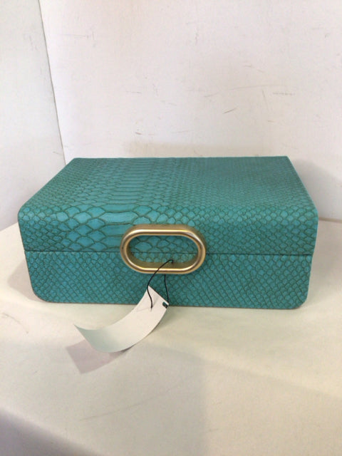 Vinyl Teal Box
