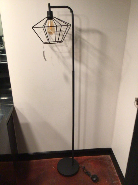 Floor Black Metal Industrial Lamp