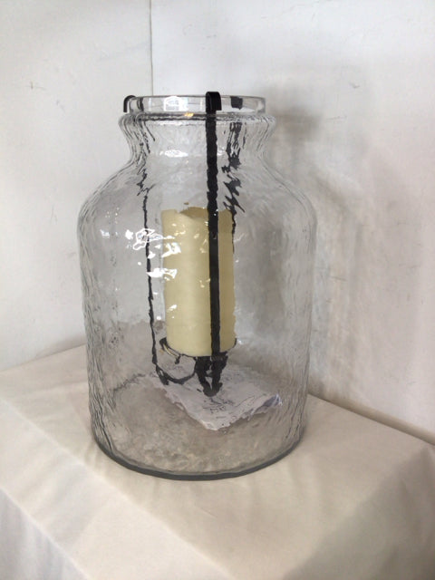 Battery Clear/Black Glass w/candle Lantern