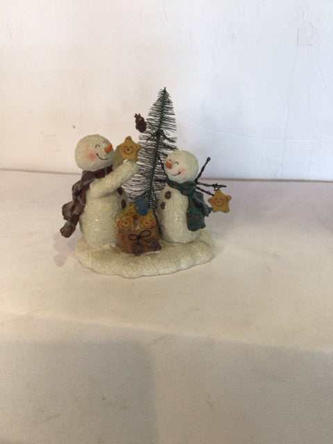 Figurine Cream Resin Snowman Holiday Item