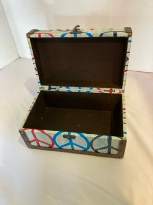 Wood Love White/Multi Box