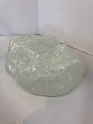 Indoor/Outdoor White Glass Rock