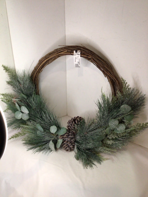 Wreath Green/Brown Grapevine Holiday Item