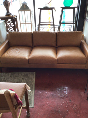 Poly & Bark Mid-Century Leather Tobacco Sofa/Couch 3A8PV2B5