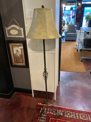 Floor Black/Gray Metal Lamp