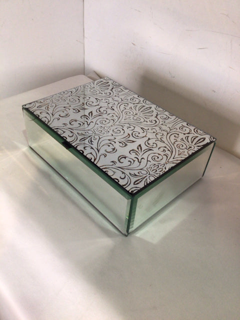 Mirror Box