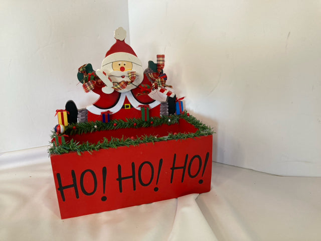 Box Red/Green Wood Santa Holiday Item