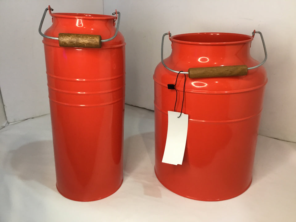 Pair Red Metal Can