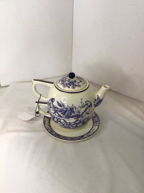 Mudpie Pair Blue/White Floral Tea Set