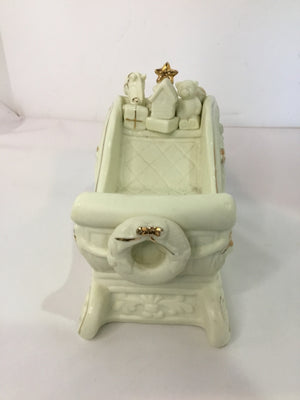 Cream/Gold Ceramic Sleigh Holiday Item