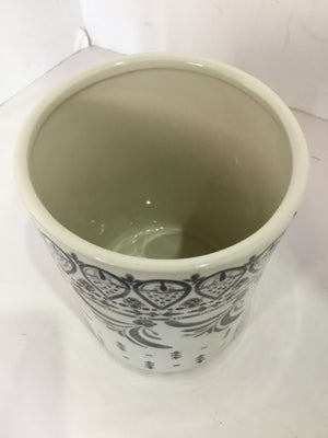 White/Gray Ceramic Planter