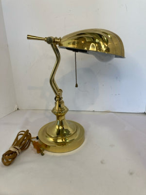 Banker's Brass Jointed Shell Lamp