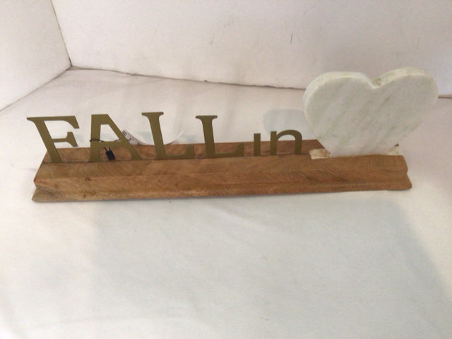 Desk Top Gold/White Wood/Metal Heart Decoration