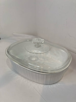 Corningware White w/Lid Oval Casserole