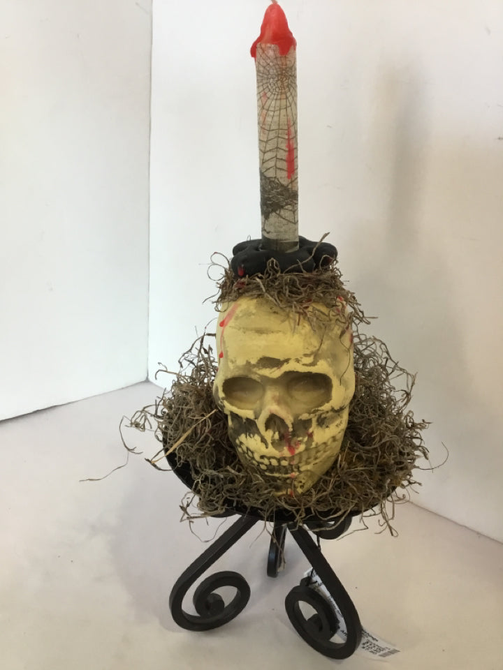 Halloween Black/White Metal Skull Holiday Item