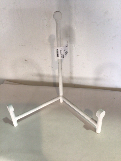 White Metal Easel