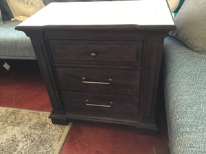 King W/Storage w/Nightstand Greige Bedroom Set