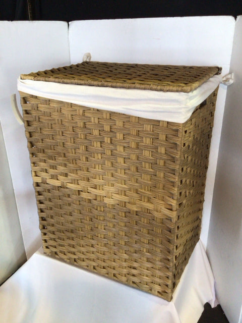 Natural Wicker Hamper