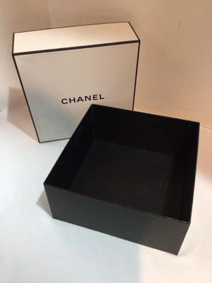 Chanel Paper White/Black Box