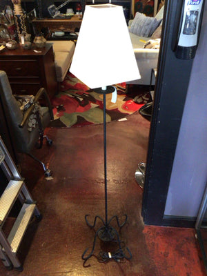 Floor Black/Cream Metal Lamp
