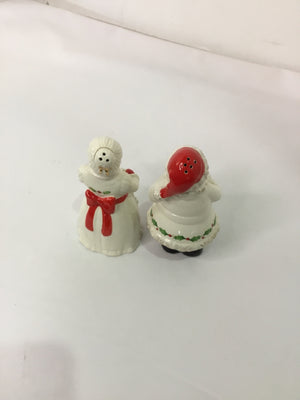 Lenox Salt & Pepper White/Red Mr & Mrs Claus Pair Holiday Item