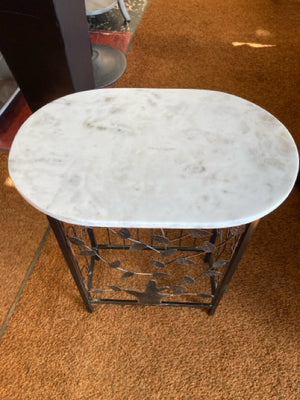 Side Marble Top Black/White Table