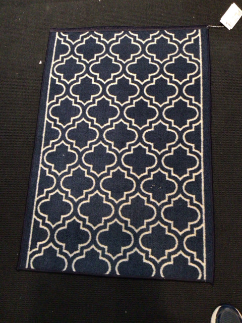 Polyester Lattice Blue/White Rug