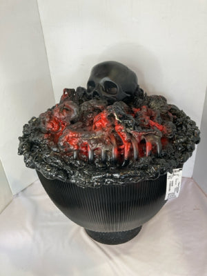 Halloween Black/Red Plastic Cauldron Skull Holiday Item