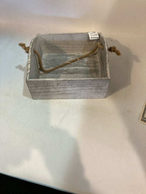 Wood Rope Handles Gray Box