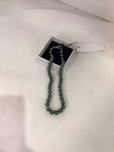 Green Pearl Necklace