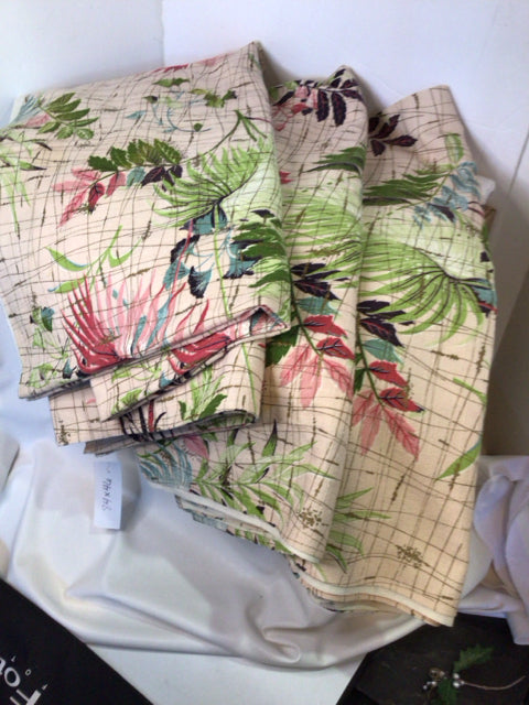 3 Panels Multi-Color Polyester Botanicals Draperies/Curtains