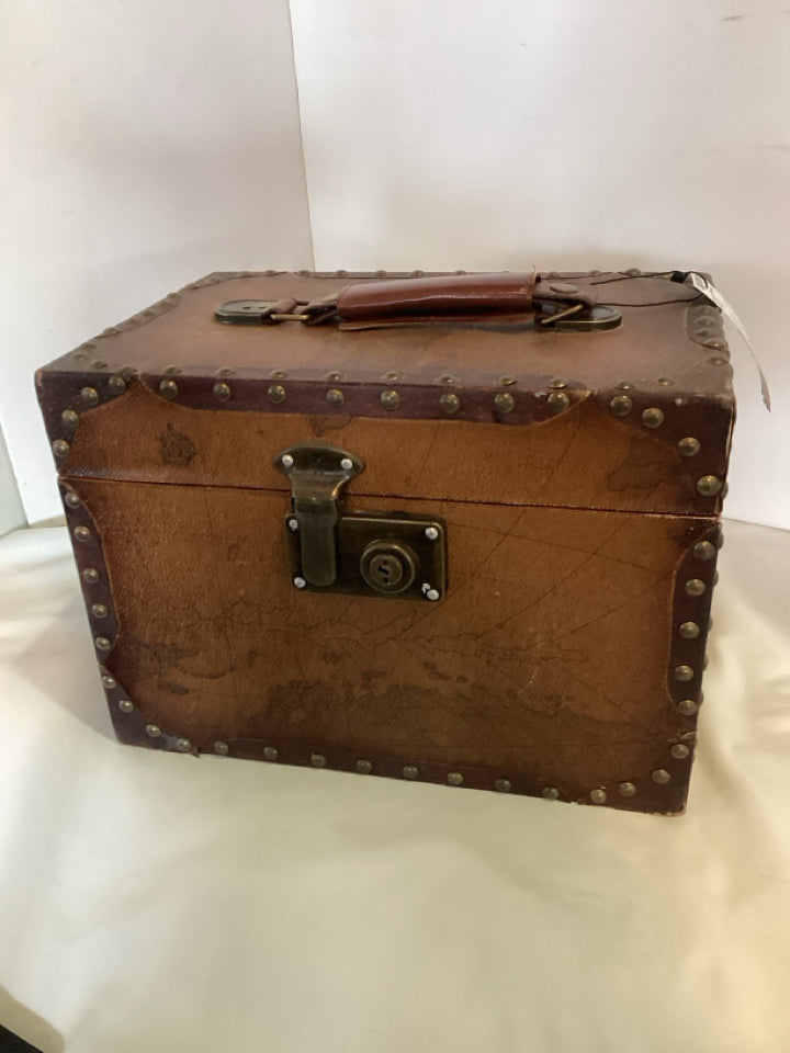 Rustic Vinyl Globe Handled Brown Box