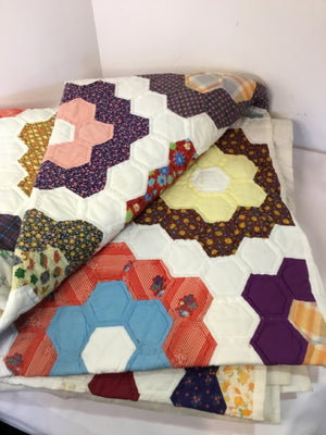 Handmade Queen Red/white Cotton Heart Quilt