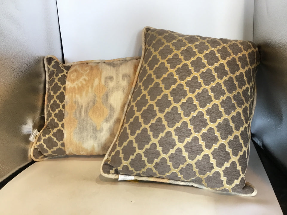 Brown/Gold Polyester Pillow Set