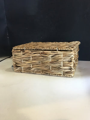 Natural Seagrass Lidded Basket